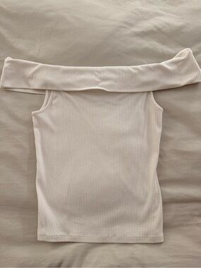 Off-Shoulder Ribbed Tank Top - White